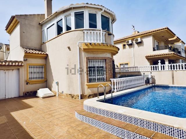 Chalet, Pilar de la Horadada