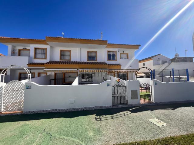 Chalet, Pilar de la Horadada
