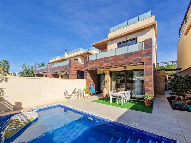Chalet, Pilar de la Horadada