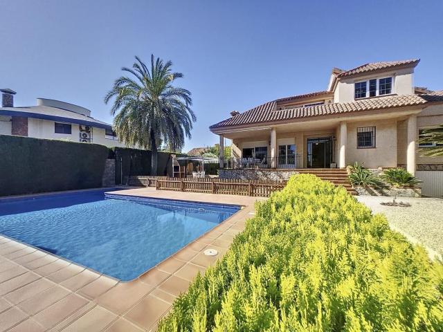 Chalet, Pilar de la Horadada