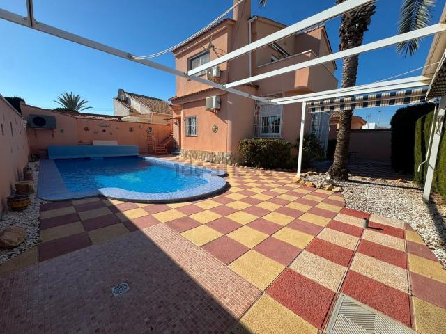 Chalet, Pilar de la Horadada
