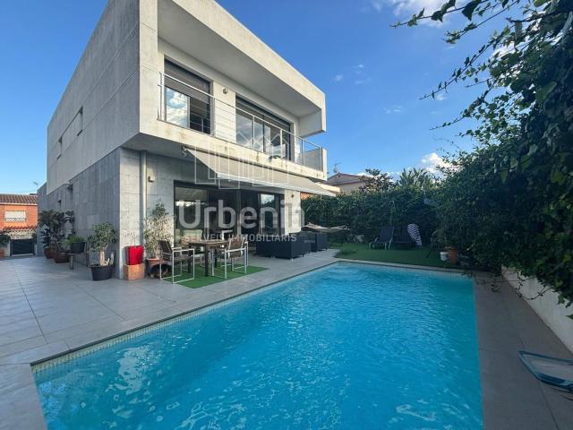 Chalet, Pineda de Mar