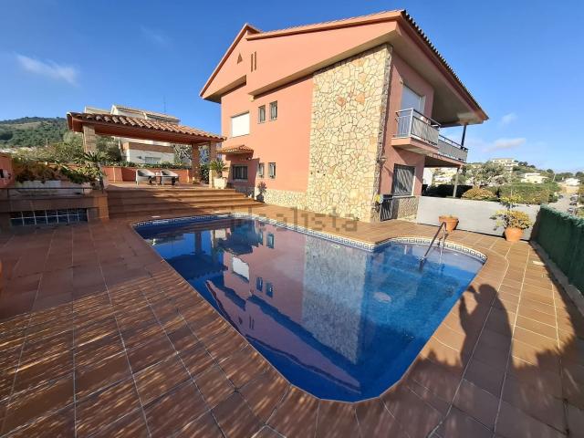 Chalet, Pineda de Mar