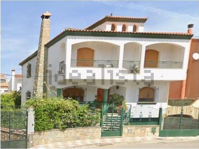 Chalet, Pinos Puente