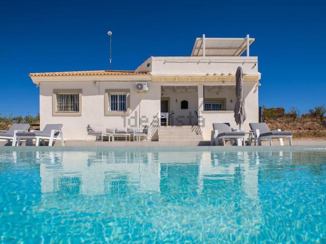 Chalet, Pinoso
