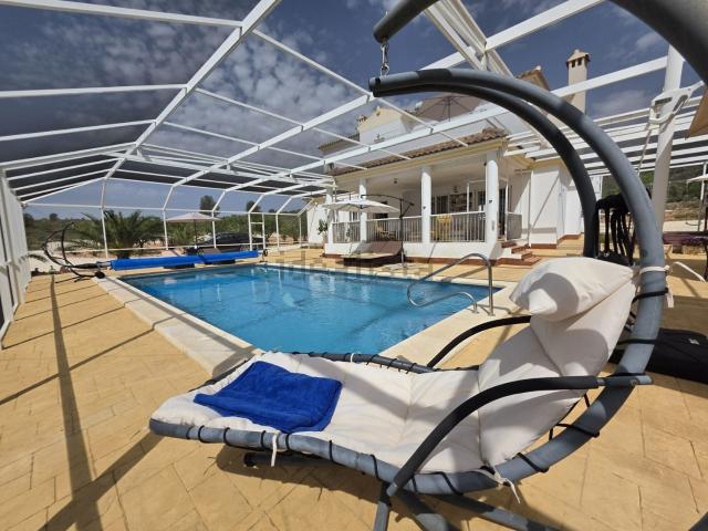 Chalet, Pinoso