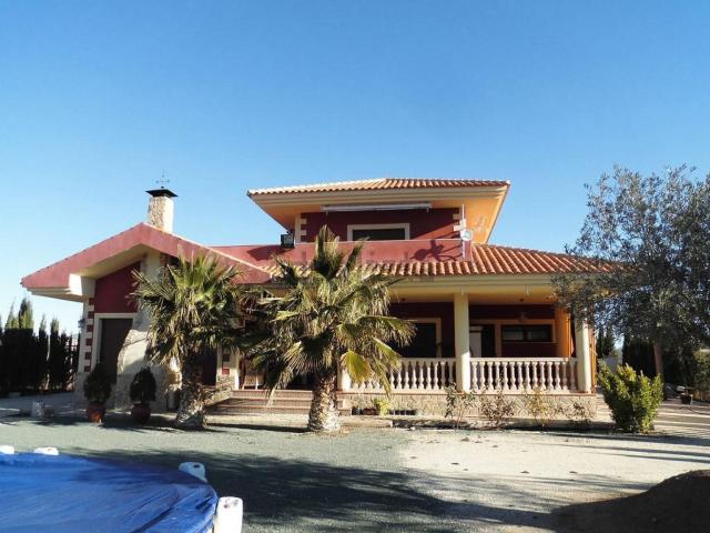 Chalet, Pinoso