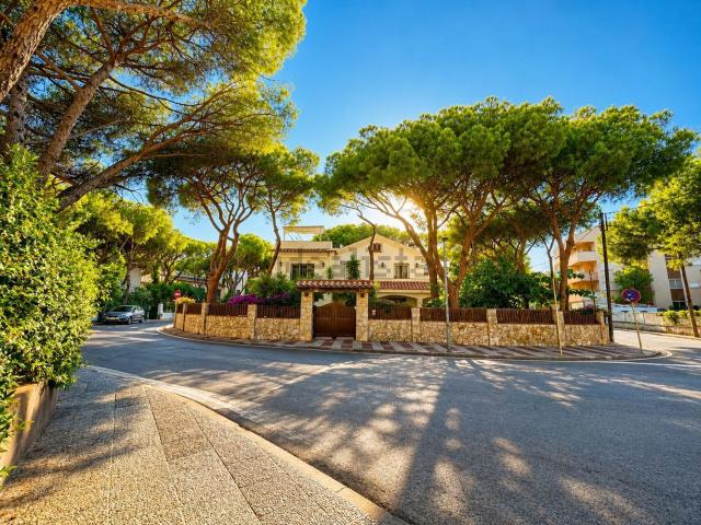 Chalet, Platja Llarga, Castell Platja d&apos Aro