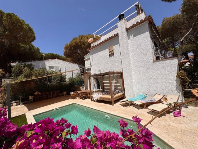 Chalet, Platja Llarga, Castell Platja d&apos Aro
