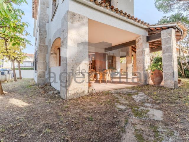 Chalet, Platja Llarga, Castell Platja d&apos Aro
