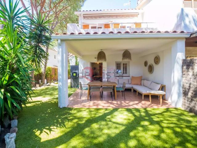 Chalet, Platja Llarga, Castell Platja d&apos Aro
