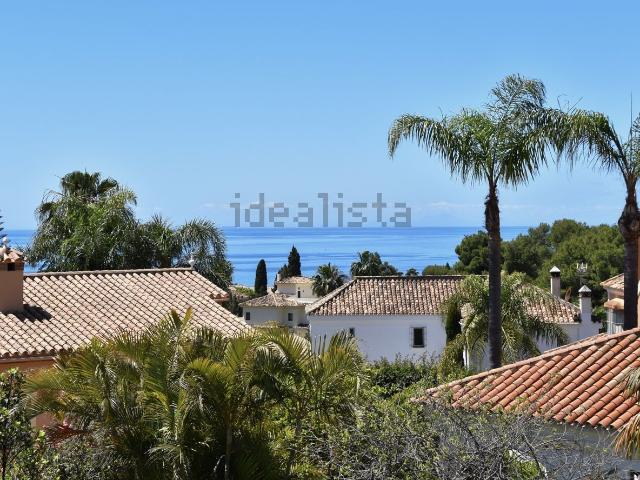 Chalet, Playa Bajadilla Puertos, Marbella