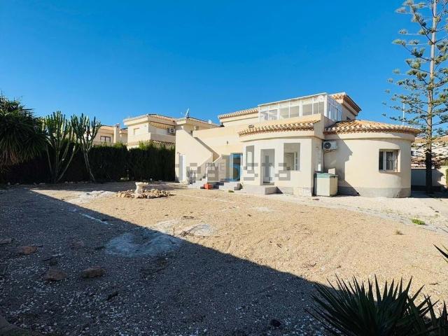 Chalet, Playa Flamenca, Orihuela