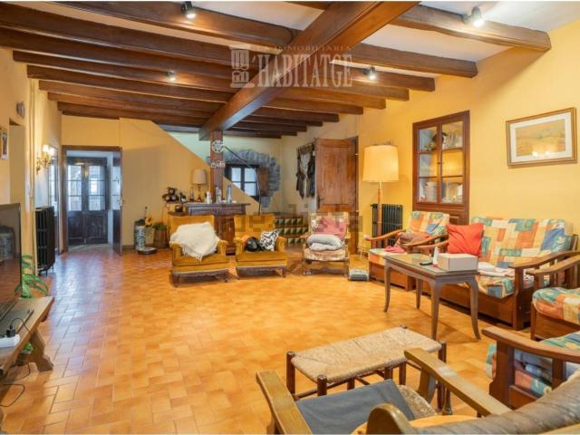 Chalet, Prats de Lluçanès