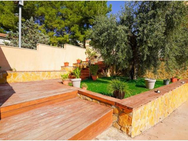 Chalet premium en El Remei Alcover jardín piscina, barbacoa, garaje 5 coches 520.000€
