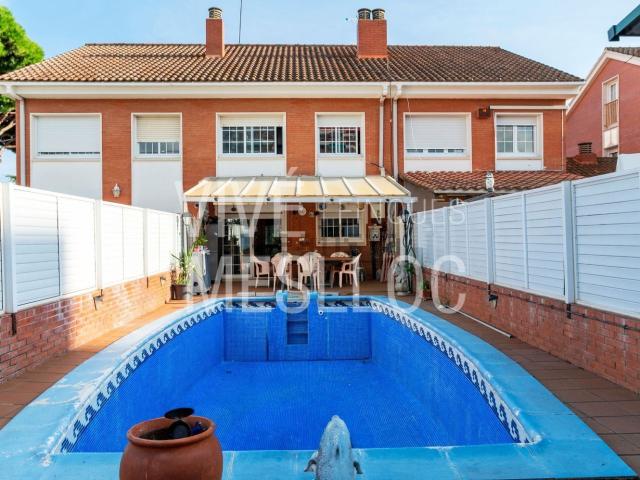 Chalet, Premiá de Mar