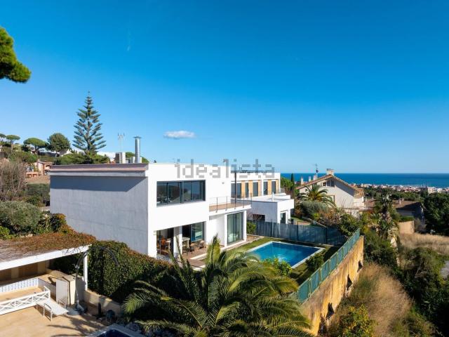 Chalet, Premià de Dalt