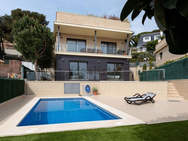 Chalet, Premià de Dalt