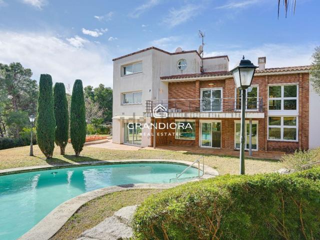 Chalet, Premià de Dalt