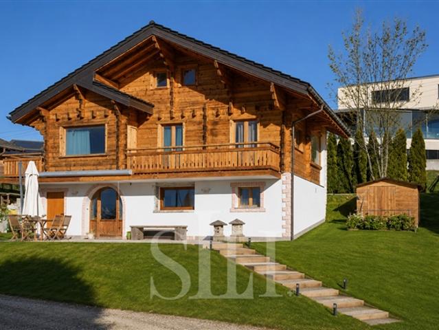 Chalet, privilegierte Lage und Aussicht in der Nähe von Crans Montana