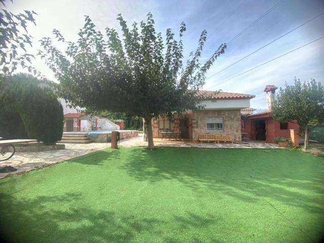 Chalet, Puebla Tornesa