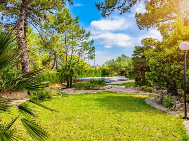 Chalet, Puebla Tornesa
