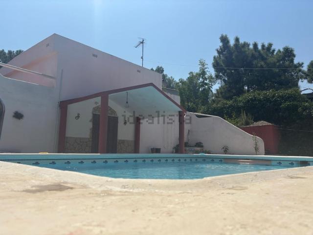 Chalet, Puebla Tornesa