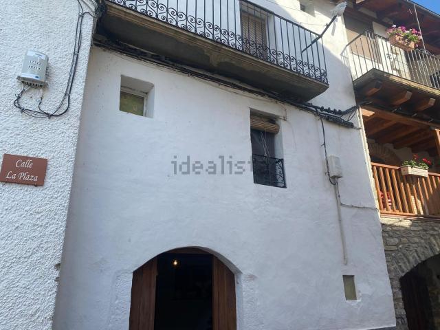 Chalet, Puente la Reina de Jaca
