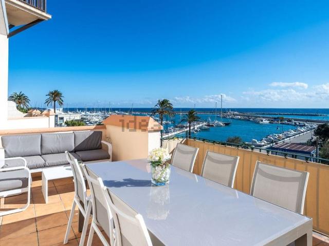 Chalet, Puerto de Estepona, Estepona