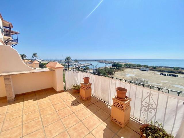 Chalet, Puerto de Estepona, Estepona