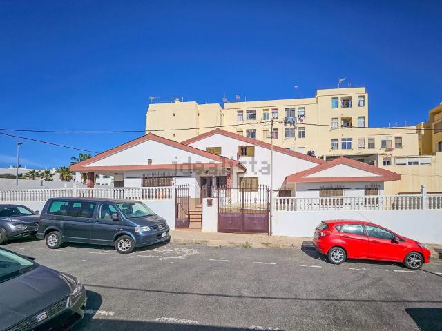 Chalet, Puerto del Rosario