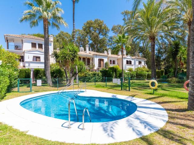 Chalet, Punta Plata, Estepona