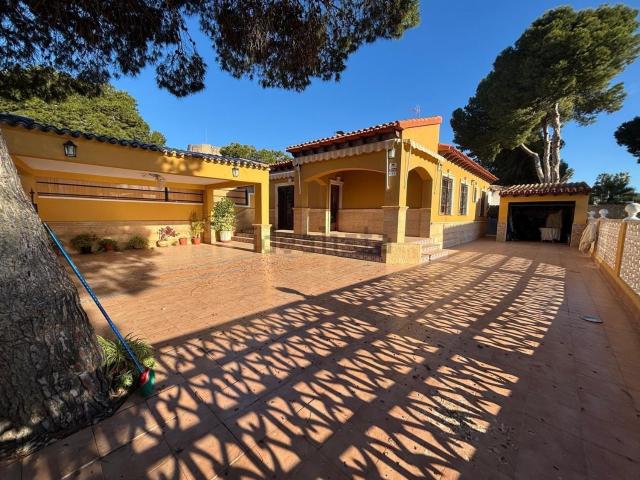 Chalet, Punta Prima, Orihuela