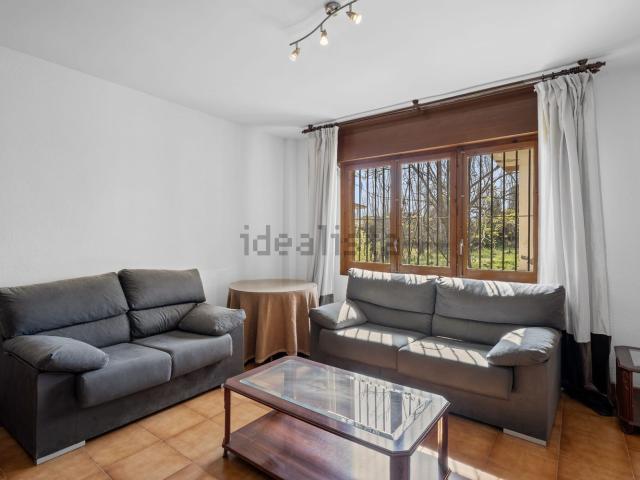 Chalet, Purchil