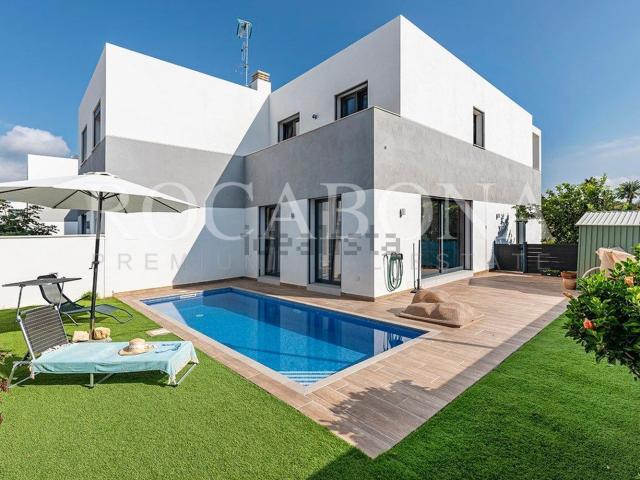 Chalet, Quatre Camins, Cambrils