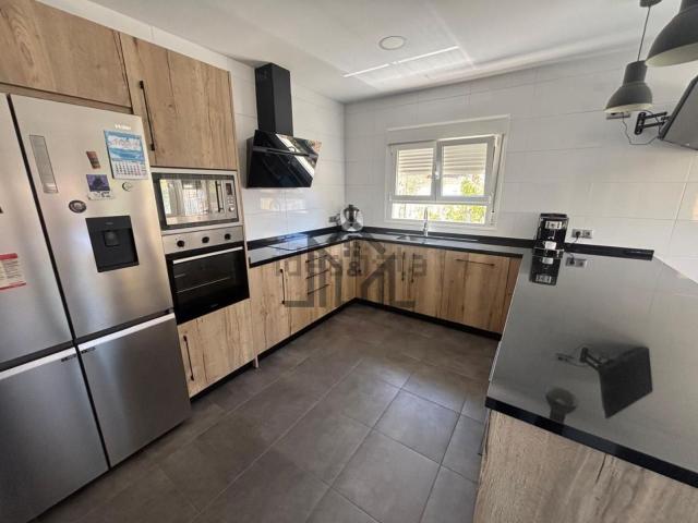 Chalet, R 66, Cáceres