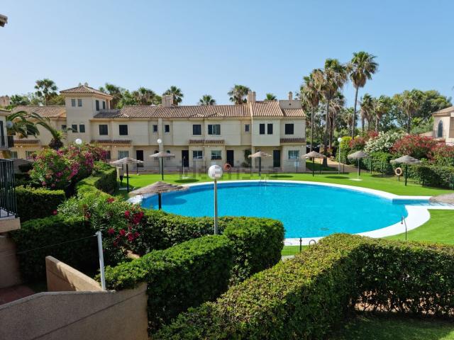 Chalet, Rota