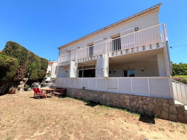 Chalet, Roda de Berà