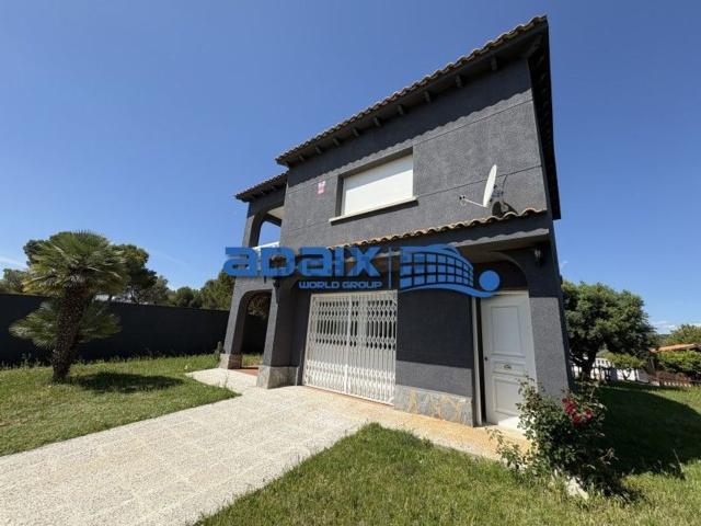 Chalet, Roda de Berà