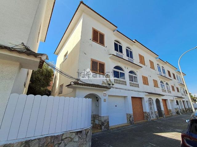 Chalet, Roda de Berà