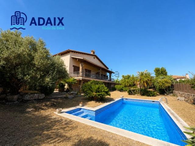 Chalet, Roda de Berà