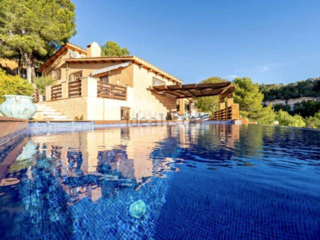 Chalet, Roda de Berà