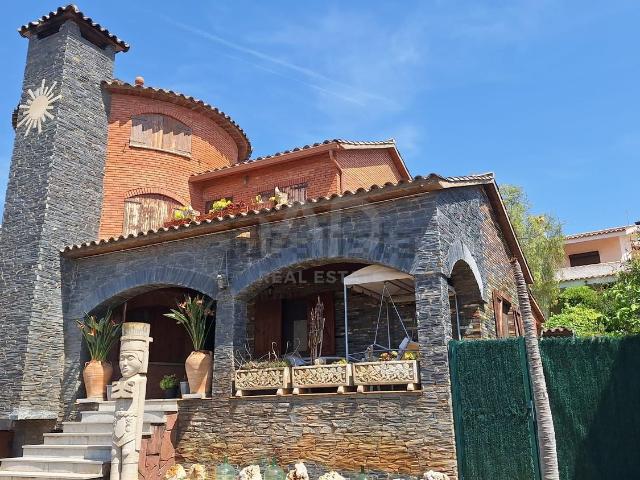 Chalet, Roda de Berà