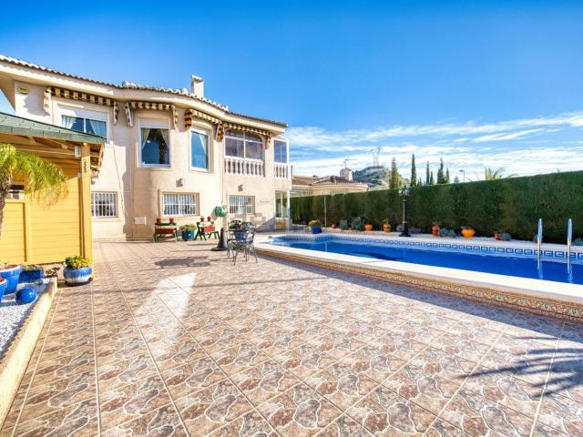 Chalet, Rojales