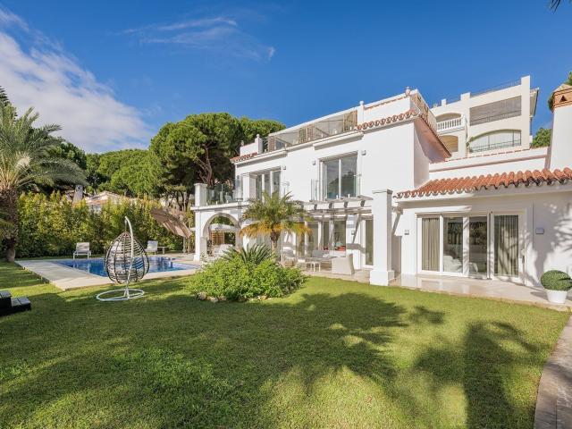 Chalet, Romana Playa, Marbella