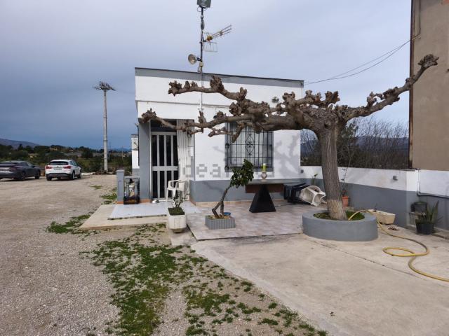 Chalet, Roquetes