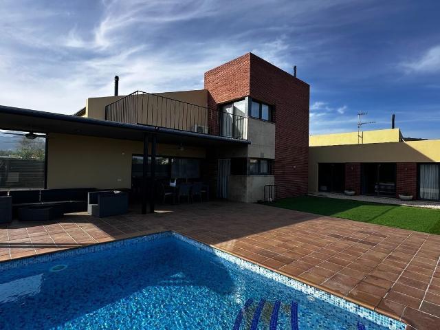Chalet, Roquetes