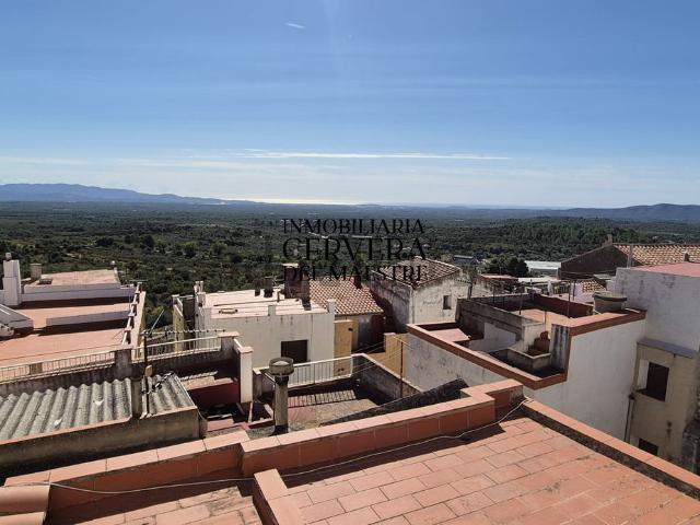 Chalet, Rosell