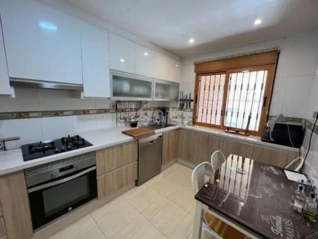 Chalet, Rafal