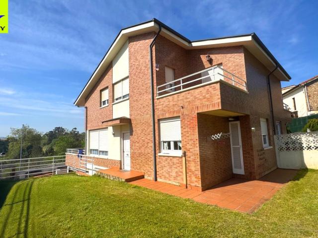 CHALET REVILLA DE CAMARGO